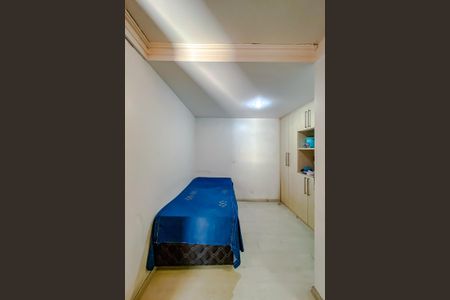 Casa à venda com 300m², 4 quartos e 2 vagasQuarto 4 - Suíte