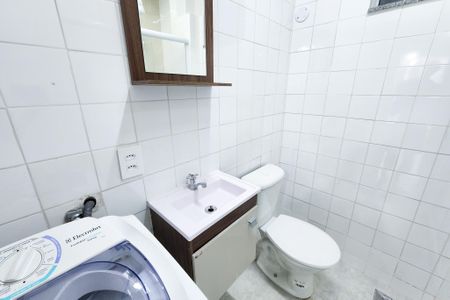 Studio para alugar com 48m², 1 quarto e sem vaga Studio para alugar com 48m², 1 quarto e sem vagaBanheiro