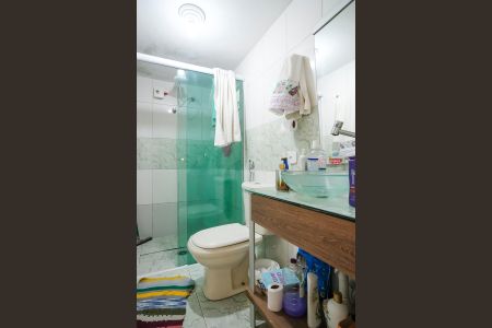 Casa à venda com 197m², 4 quartos e 2 vagasBanheiro da suíte 3