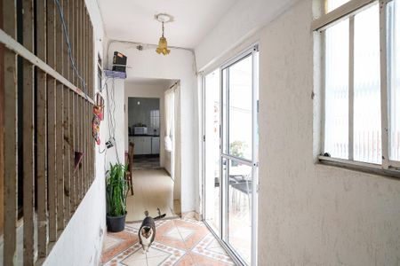Casa à venda com 197m², 4 quartos e 2 vagasQuintal
