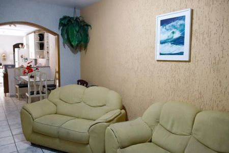 Casa à venda com 250m², 6 quartos e 3 vagas Casa à venda com 250m², 6 quartos e 3 vagassala