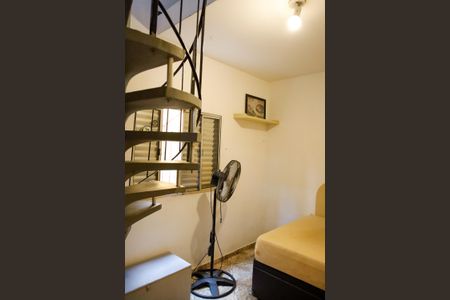 Casa à venda com 250m², 6 quartos e 3 vagas Casa à venda com 250m², 6 quartos e 3 vagasQuarto 2