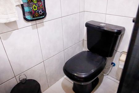 Casa à venda com 250m², 6 quartos e 3 vagas Casa à venda com 250m², 6 quartos e 3 vagasBanheiro