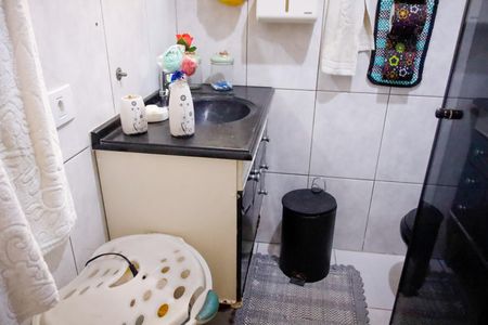 Casa à venda com 250m², 6 quartos e 3 vagas Casa à venda com 250m², 6 quartos e 3 vagasBanheiro