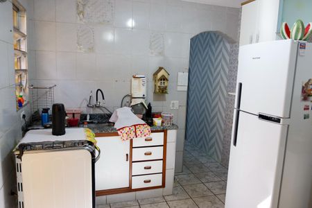 Casa à venda com 250m², 6 quartos e 3 vagas Casa à venda com 250m², 6 quartos e 3 vagasCozinha