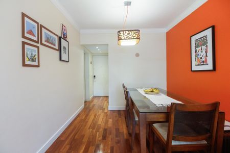 Apartamento à venda com 57m², 2 quartos e 1 vagaSala