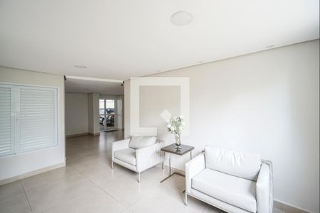 Apartamento à venda com 57m², 2 quartos e 1 vagaCondomínio - Hall