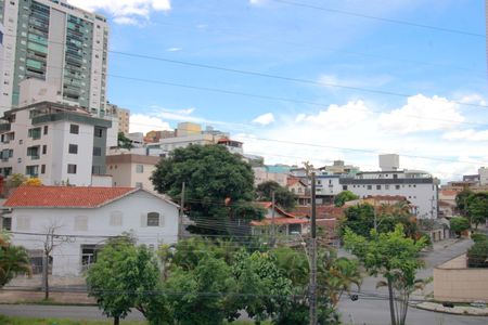 Apartamento para alugar com 120m², 3 quartos e 1 vagaVista do Quarto 1