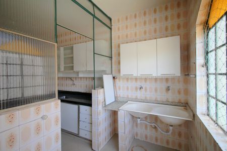 Apartamento para alugar com 120m², 3 quartos e 1 vagaÁrea de Serviço