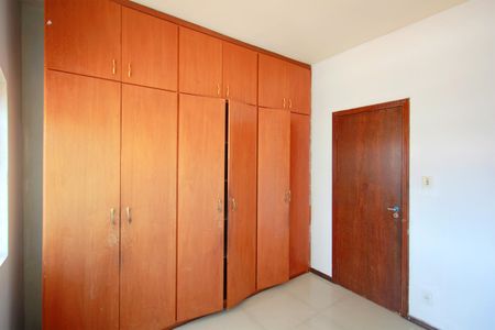 Apartamento para alugar com 120m², 3 quartos e 1 vagaQuarto 2