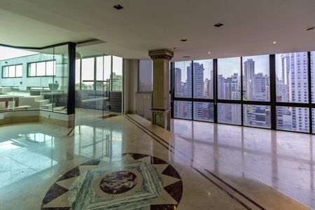 Apartamento à venda com 590m², 5 quartos e 5 vagasSala Piso Superior