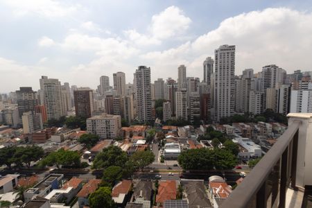 Apartamento à venda com 590m², 5 quartos e 5 vagasSuíte 2 - Sacada