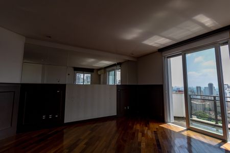 Apartamento à venda com 590m², 5 quartos e 5 vagasSuíte 2