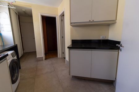 Apartamento à venda com 590m², 5 quartos e 5 vagasÁrea de Serviço