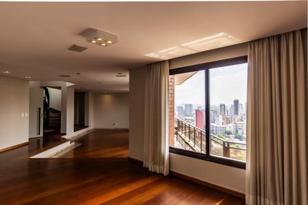 Apartamento à venda com 590m², 5 quartos e 5 vagasSala