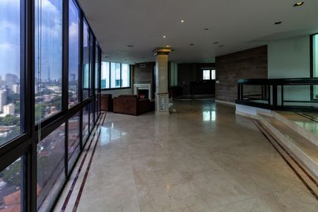 Apartamento à venda com 590m², 5 quartos e 5 vagasSala Piso Superior