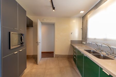 Apartamento à venda com 590m², 5 quartos e 5 vagasCozinha