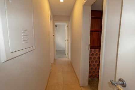 Apartamento à venda com 590m², 5 quartos e 5 vagasAdega