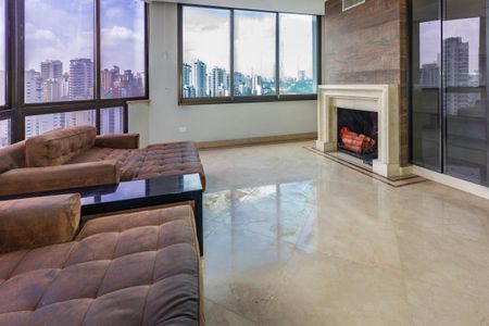 Apartamento à venda com 590m², 5 quartos e 5 vagasSala Piso Superior