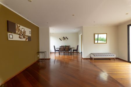 Apartamento à venda com 590m², 5 quartos e 5 vagasHall