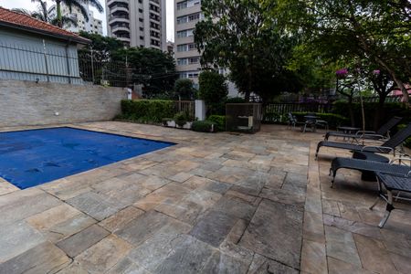 Apartamento à venda com 590m², 5 quartos e 5 vagasÁrea comum - Piscina