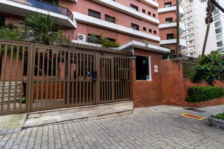 Apartamento à venda com 590m², 5 quartos e 5 vagasPortaria