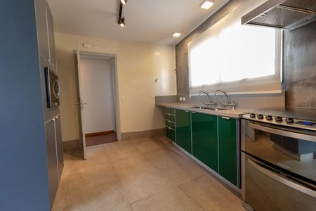 Apartamento à venda com 590m², 5 quartos e 5 vagasCozinha