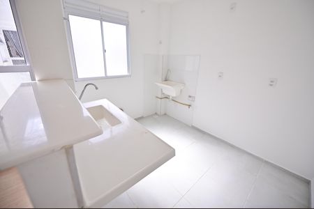 Apartamento para alugar com 48m², 2 quartos e 1 vaga Apartamento para alugar com 48m², 2 quartos e 1 vagaCozinha e Área de Serviço