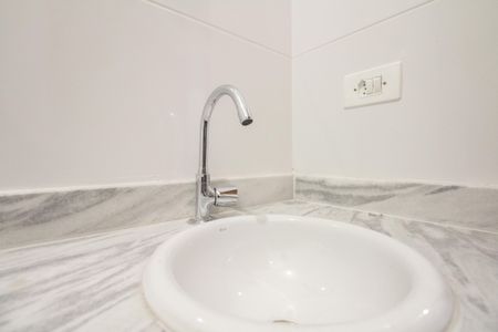 Apartamento à venda com 28m², 1 quarto e sem vaga Apartamento à venda com 28m², 1 quarto e sem vagaBanheiro