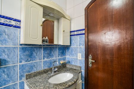 Casa à venda com 250m², 3 quartos e 3 vagasBanheiro da Suíte