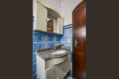 Casa à venda com 250m², 3 quartos e 3 vagasBanheiro da Suíte