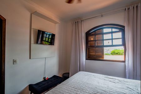 Casa à venda com 250m², 3 quartos e 3 vagasQuarto 2