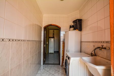 Casa à venda com 250m², 3 quartos e 3 vagasÁrea de Serviço