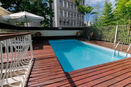 Apartamento para alugar com 100m², 3 quartos e 1 vagaÁrea comum - Piscina