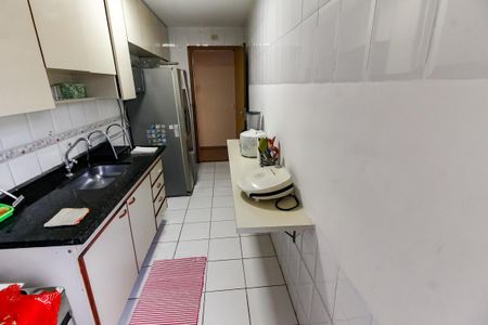 Apartamento para alugar com 100m², 3 quartos e 1 vagaCozinha - Armários