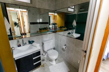 Apartamento para alugar com 100m², 3 quartos e 1 vagaBanheiro 