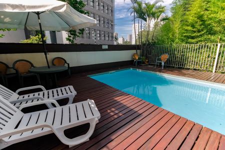 Apartamento para alugar com 100m², 3 quartos e 1 vagaÁrea comum - Piscina