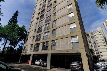 Apartamento para alugar com 100m², 3 quartos e 1 vagaFachada do bloco