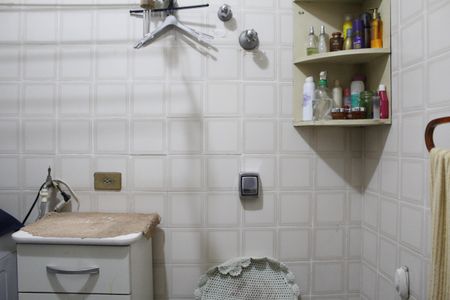 Apartamento para alugar com 45m², 1 quarto e sem vagaBanheiro