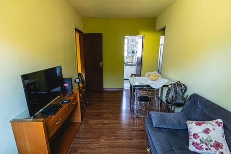 Casa à venda com 54m², 2 quartos e sem vagaSala