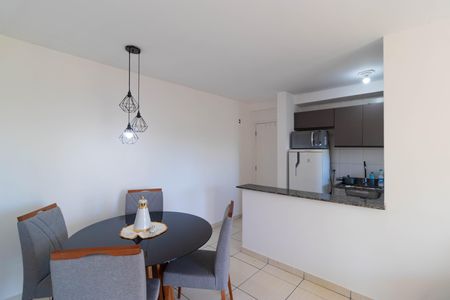 Apartamento para alugar com 60m², 2 quartos e 1 vaga Apartamento para alugar com 60m², 2 quartos e 1 vagaSala