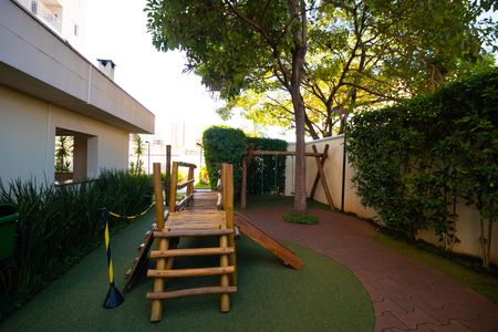 Apartamento para alugar com 60m², 2 quartos e 1 vaga Apartamento para alugar com 60m², 2 quartos e 1 vagaÁrea comum - Playground