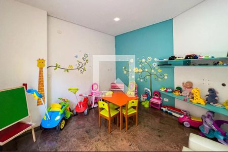 Apartamento à venda com 160m², 3 quartos e 2 vagas Apartamento à venda com 160m², 3 quartos e 2 vagasÁrea comum - Brinquedoteca
