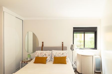 Apartamento à venda com 160m², 3 quartos e 2 vagas Apartamento à venda com 160m², 3 quartos e 2 vagasSuíte