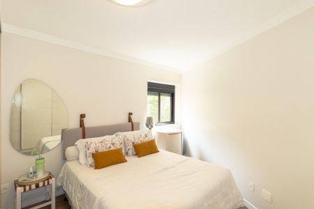 Apartamento à venda com 160m², 3 quartos e 2 vagas Apartamento à venda com 160m², 3 quartos e 2 vagasSuíte