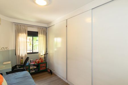 Apartamento à venda com 160m², 3 quartos e 2 vagas Apartamento à venda com 160m², 3 quartos e 2 vagasQuarto 2