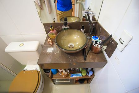 Apartamento à venda com 52m², 2 quartos e 1 vaga Apartamento à venda com 52m², 2 quartos e 1 vagaBanheiro