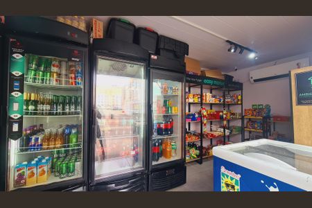 Apartamento à venda com 48m², 2 quartos e 1 vagaMercadinho