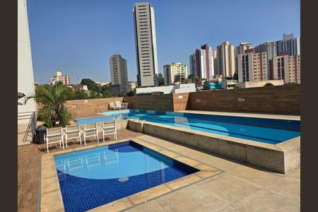 Apartamento à venda com 107m², 2 quartos e 2 vagasÁrea comum - Piscina
