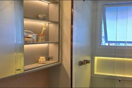 Apartamento à venda com 107m², 2 quartos e 2 vagasBanheiro da Suíte 2